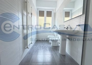 Bagno - Monolocale Bologna (zona Mazzini) - foto 17
