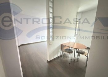 Interno palazzo - Monolocale Bologna (zona Mazzini) - foto 5