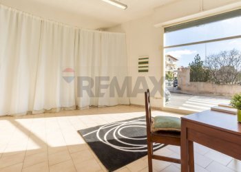 Terrazza - Locale Commerciale via cornalias
 
78, Cagliari - foto 12