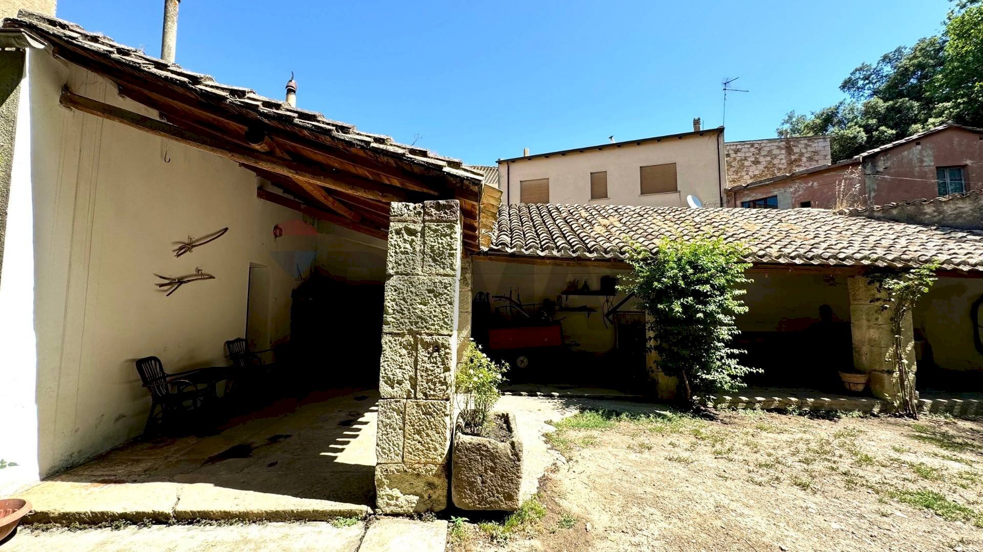 Casa all\'aperto - Independent house Via Sebastiano Satta
 
5, Laconi - photo 2