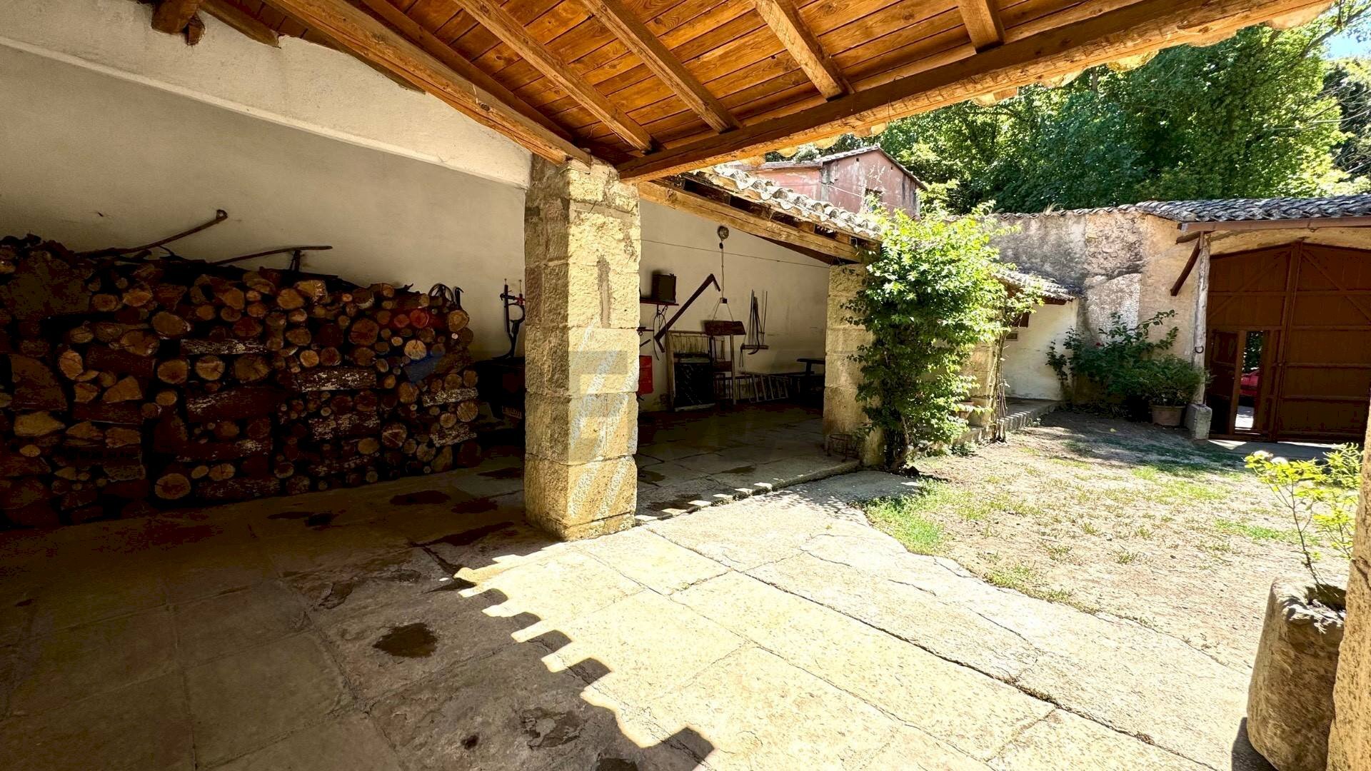 Terrazza - Independent house Via Sebastiano Satta
 
5, Laconi - photo 3