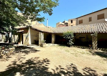 Casa all\'aperto - Casa indipendente Via Sebastiano Satta
 
5, Laconi - foto 6