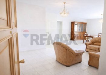 Ingresso - Quadrilocale Oristano - foto 6