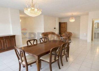 Sala da pranzo - Quadrilocale Oristano - foto 9