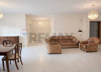 Sala da pranzo - Quadrilocale Oristano - foto 10