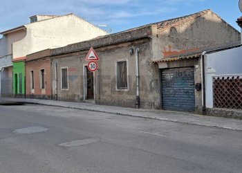 Casa all\'aperto - Building land via Othoca, Oristano - photo 2