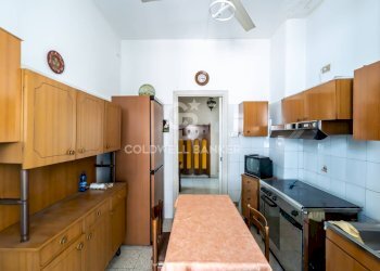 Foto 12 - Trilocale Via Cesare Beccaria
 
12, Catania - foto 12