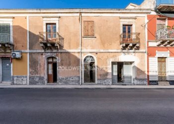 Foto 2 - Semi-detached house Via Dei Galliano
 
17, Riposto - photo 2