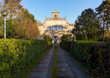 Casa all\'aperto - Villa Via Della Repubblica
 
64, Reggio nell'Emilia - foto 1