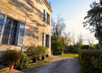 Casa all\'aperto - Villa Via Della Repubblica
 
64, Reggio nell'Emilia - foto 2