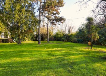 Giardino - Villa Via Della Repubblica
 
64, Reggio nell'Emilia - foto 9