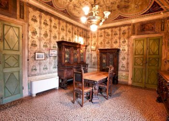 Sala da pranzo - Villa Via Della Repubblica
 
64, Reggio nell'Emilia - foto 46