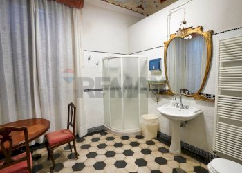 Bagno - Villa Via Della Repubblica
 
64, Reggio nell'Emilia - foto 55