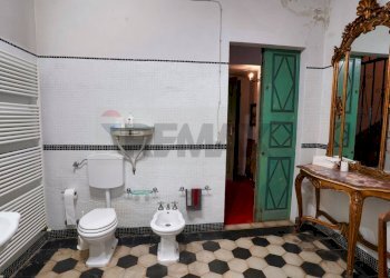 Bagno - Villa Via Della Repubblica
 
64, Reggio nell'Emilia - foto 56