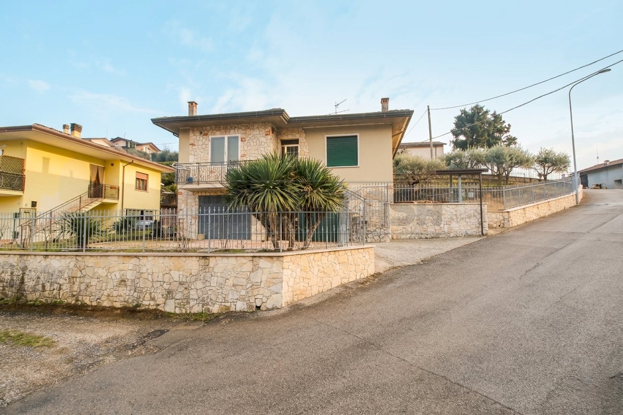 esterno - Villa a Schiera Via Zamichieli 7, San Giovanni Ilarione - foto 1