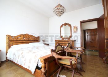 camera da letto - Villa a Schiera San Giovanni Ilarione - foto 10