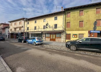 ESTERNI - Locale Commerciale Via Vittorio Emanuele III 27, Talmassons - foto 1