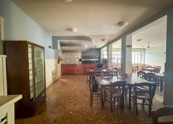 SALA RISTORANTE - Locale Commerciale Via Vittorio Emanuele III 27, Talmassons - foto 8