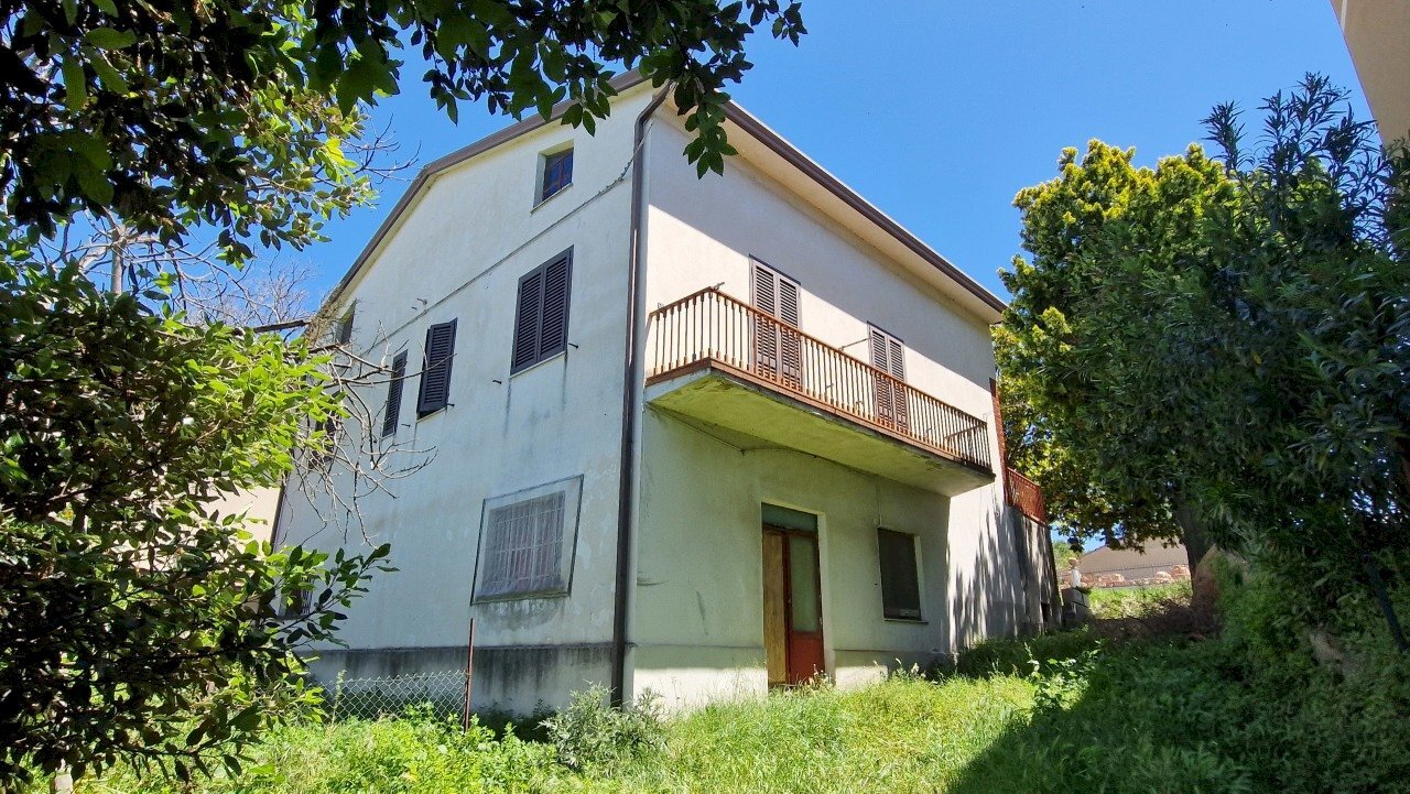 facciata - Independent house Via Francesco Briganti 21, Deruta - photo 3