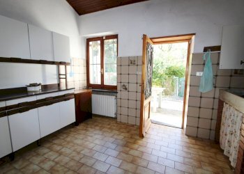 Cucina - Porzione di casa Recco - foto 7