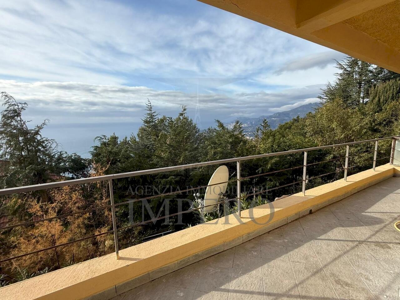 1.jpeg - Bilocale Via Alpe Summa 5, Ventimiglia - foto 1