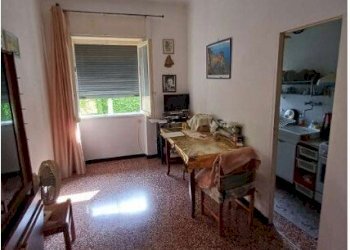 4.jpg - Quadrilocale all'asta Via del Commercio 13, Genova (zona Nervi) - foto 3