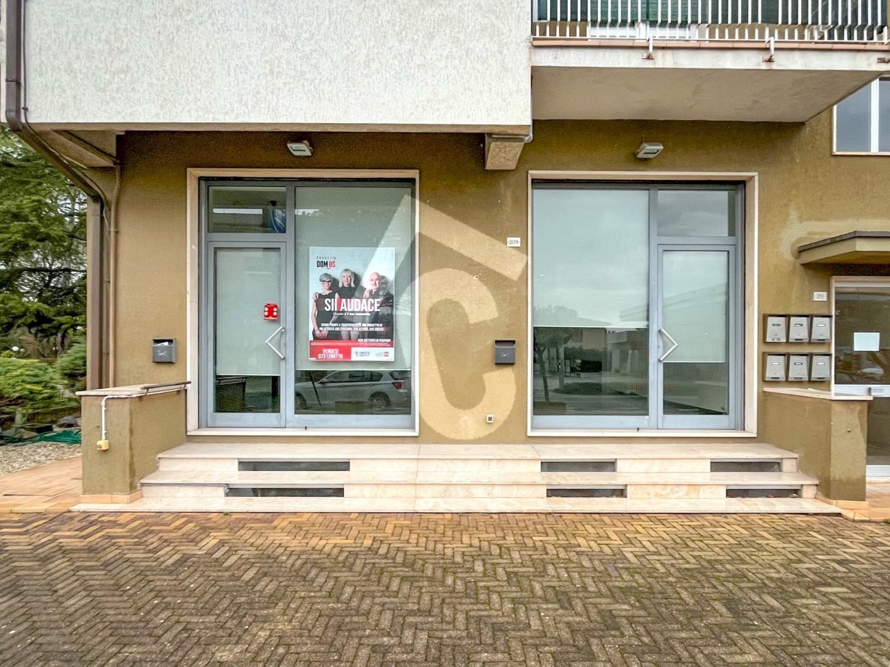 E33354A2-C64F-4FA3-B2FD-A65F3CDD4817.jpeg - Locale Commerciale Maiolati Spontini - foto 1