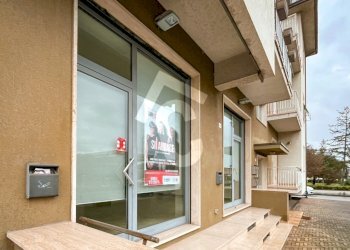 A81F247F-B8AF-4C55-9E25-2D267E670BF1.jpeg - Locale Commerciale Maiolati Spontini - foto 2