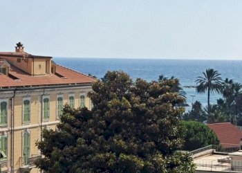 14.jpg - Appartamento via Carli 8, Sanremo - foto 17