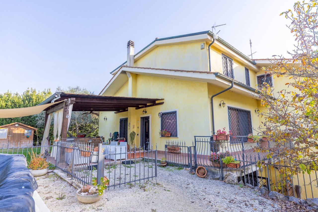 18.jpg - Independent house Sant'Angelo Romano - photo 1