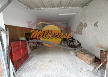 012fbb9e-9cbe-4602-b2cb-bd00303d86ff.jpeg - Box Viale San Panagia, Siracusa - foto 4