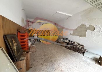 f468e70d-af70-4828-8580-5289e213a59f.jpeg - Box Viale San Panagia, Siracusa - foto 12