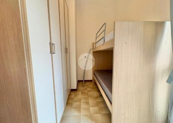 Three-room apartment Viale Antonio Canova, Cesenatico - photo 11