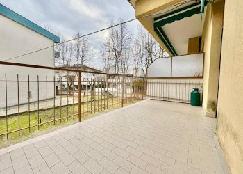 Three-room apartment Viale Antonio Canova, Cesenatico - photo 21