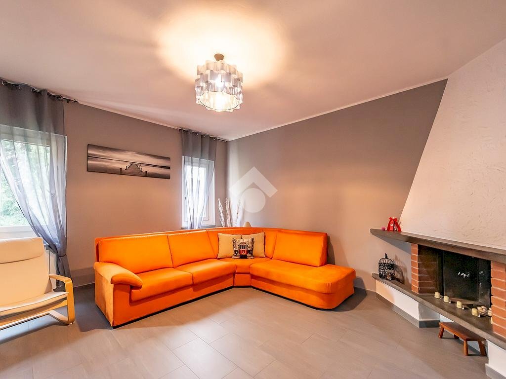 Three-room apartment Via martiri della libertà, Lainate - photo 3