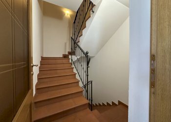 scala interna - Villa Imola - foto 15