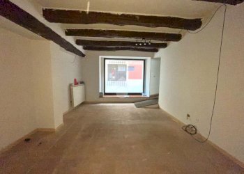 Three-room apartment Via G. H. Valenzasca, Borgomanero - photo 10