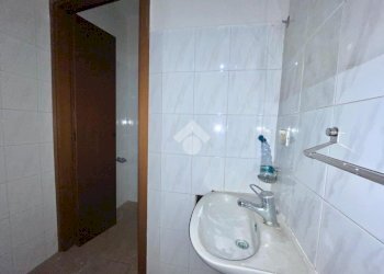 Three-room apartment Via G. H. Valenzasca, Borgomanero - photo 17