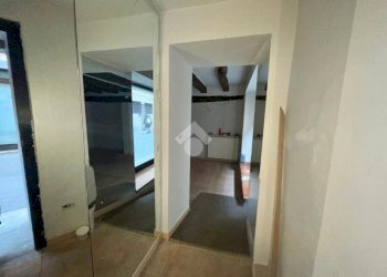 Three-room apartment Via G. H. Valenzasca, Borgomanero - photo 18