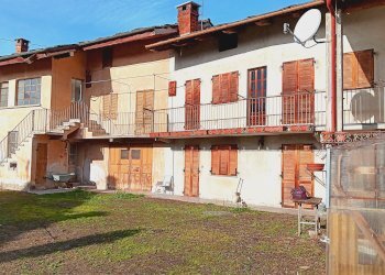 Casa indipendente Via Barge, 56, Paesana - foto 1