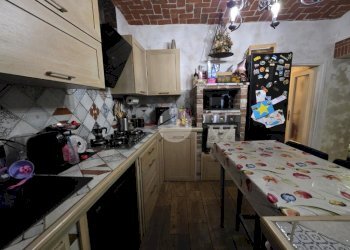 Casa semi indipendente Strada Comunale di Bertolla, Torino (zona Bertolla) - foto 6