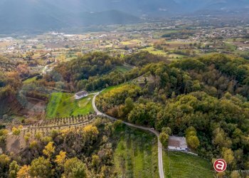 Foto 1 - Hotel Via Colle Maggio
 
1858, Gallinaro - foto 1