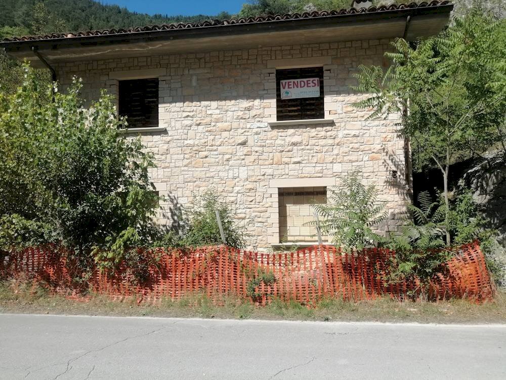 Foto 2 - Villa via Flaminia
 
54, Acqualagna - photo 2