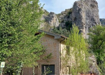 Foto 1 - Villa via Flaminia
 
54, Acqualagna - foto 1