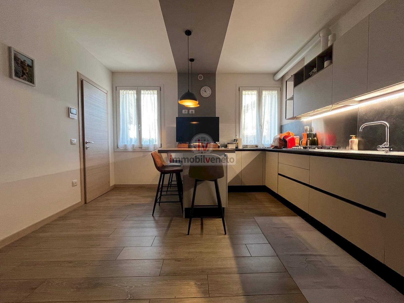 Foto 2 - Villa a Schiera VIA FORNACE, Villaga - foto 2