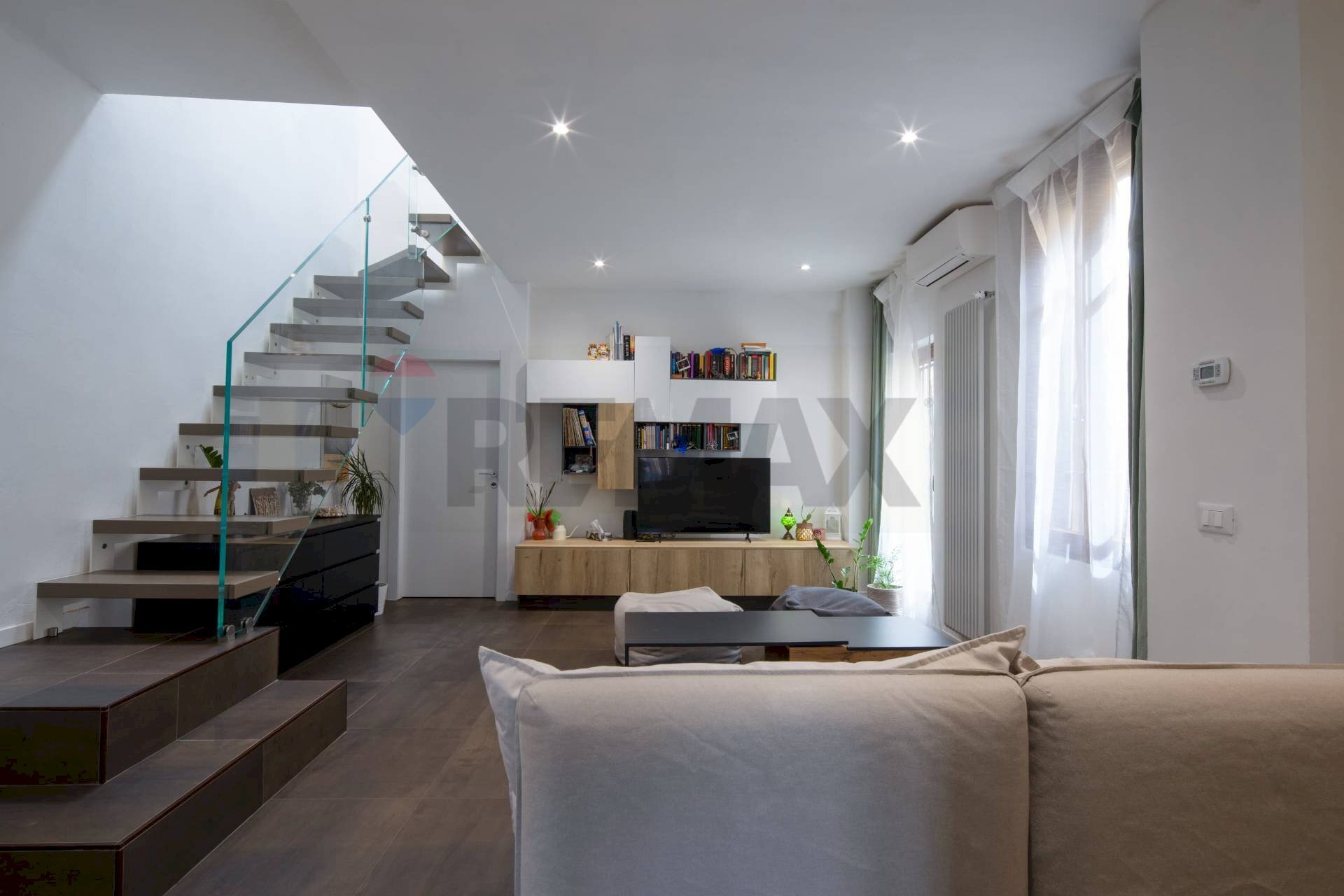 Soggiorno - Quadrilocale Via Luigi Cadorna
 
11, Vimodrone - foto 2