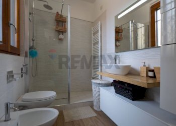 Bagno - Quadrilocale Via Luigi Cadorna
 
11, Vimodrone - foto 8