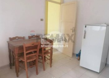Sala da pranzo - Three-room apartment Via Esterna Spiaggia delle Forche
 
sn, Crotone - photo 2