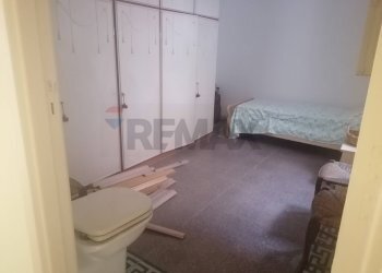 Camera / camera da letto - Three-room apartment Via Esterna Spiaggia delle Forche
 
sn, Crotone - photo 4