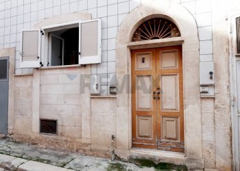 Primo ingresso - Casa indipendente Via Savonarola
 
22, Grumo Appula - foto 4